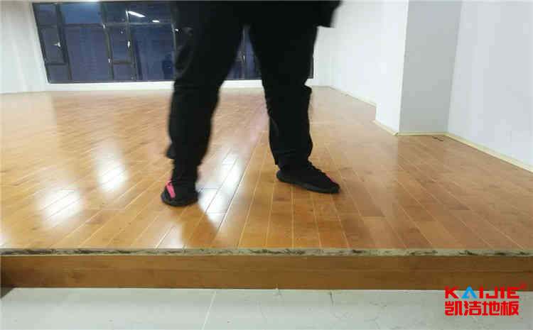 指接板舞臺木地板雙層龍骨結構