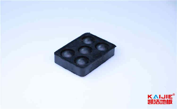 拼接板籃球場(chǎng)地木地板廠(chǎng)家哪家好?