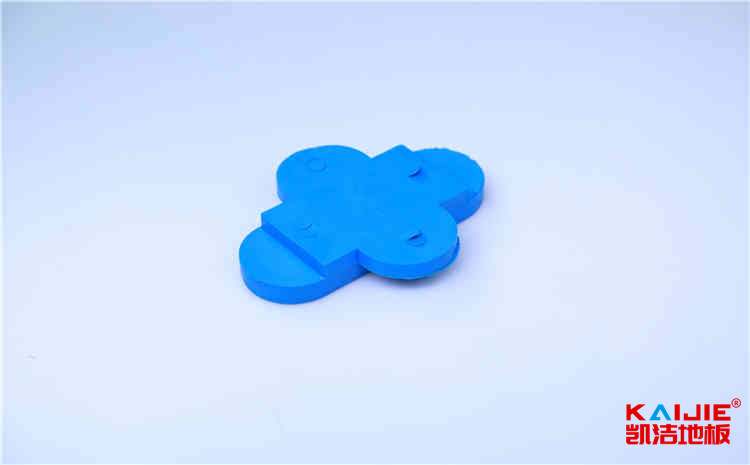 柞木舞蹈房木地板怎么安裝