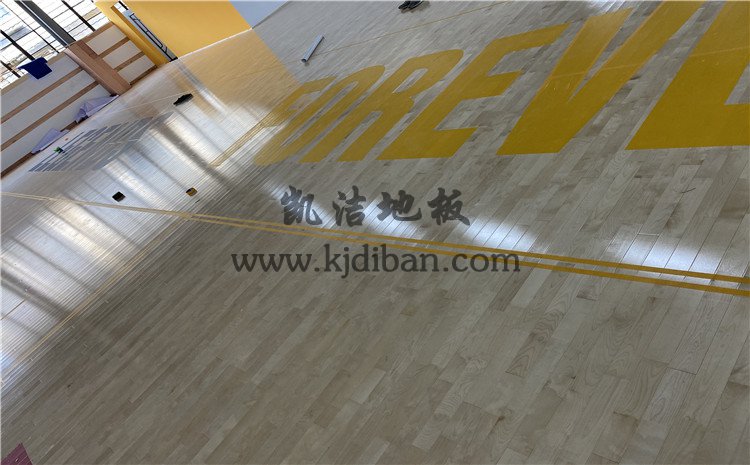 杭州曼巴籃球中心木地板項(xiàng)目-凱潔實(shí)木運(yùn)動(dòng)地板