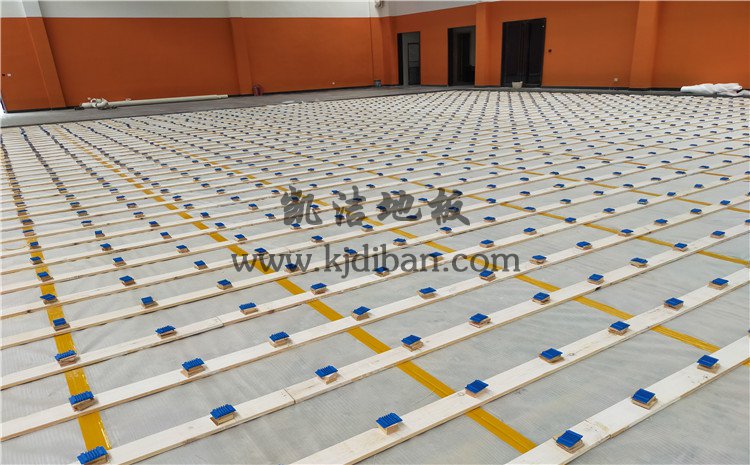 廣州長大公路培訓(xùn)學(xué)校籃球館木地板項目-凱潔實木運動地板