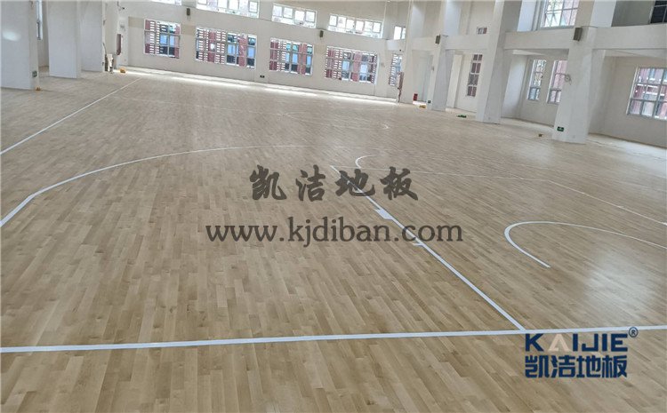 河南鶴壁輔仁中小學(xué)體育館木地板案例