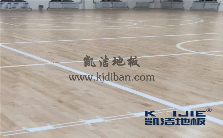 內(nèi)蒙古鄂倫春旗大楊樹林業(yè)局全民健身中心木地板案例